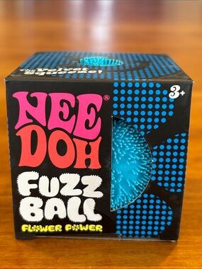 NEW NEEDOH FLOWER POWER FUZZ BALL The Velvet Squeeze Squishy Schylling Viral💙
